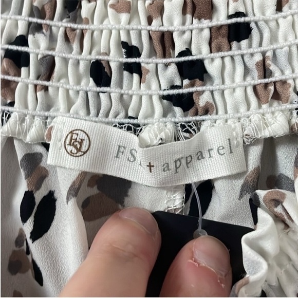 FSL+Appeal size large cheetah print off the shoulders blouse - Picture 3 of 6